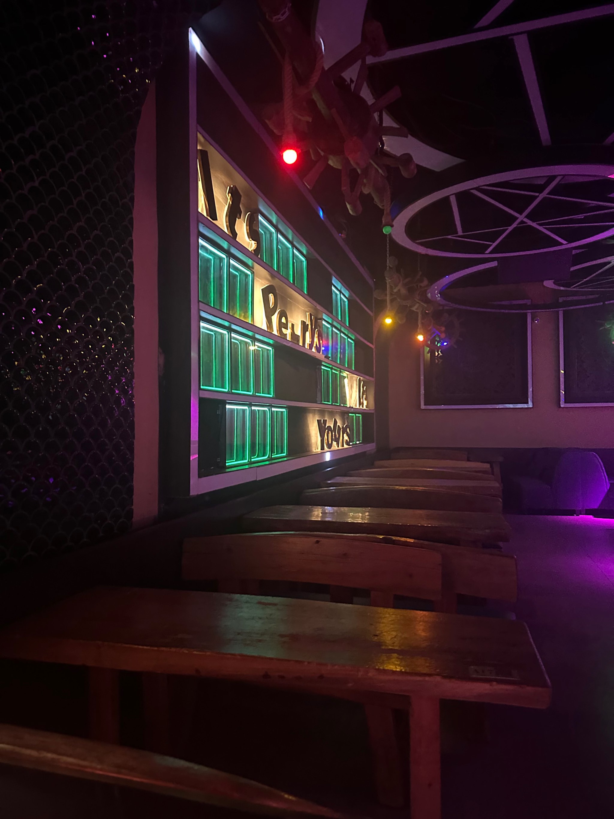 新乡商务ktv中低端区别-新乡县ktv预定